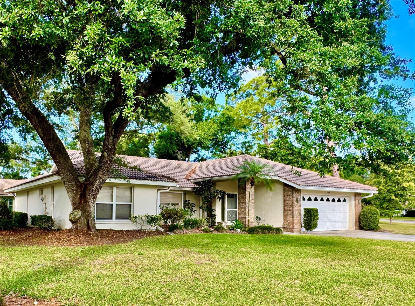 Photo of 3610 GARDEN LAKES IVY BRADENTON FL 34203