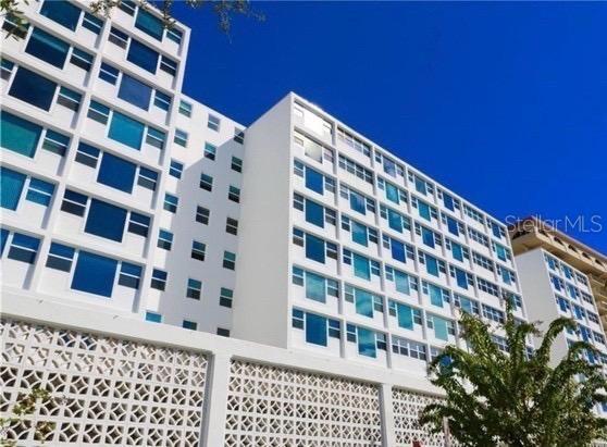 Photo of 33 S GULFSTREAM AVENUE #704 SARASOTA FL 34236