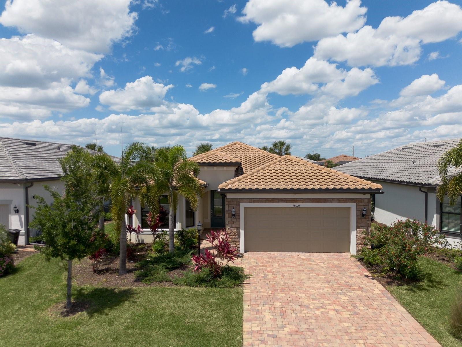 Photo of 18025 HARWICH PLACE BRADENTON FL 34202