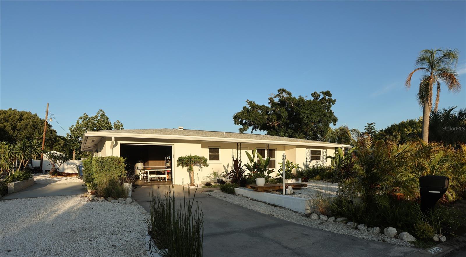 Photo of 2513 CROTON AVENUE SARASOTA FL 34239