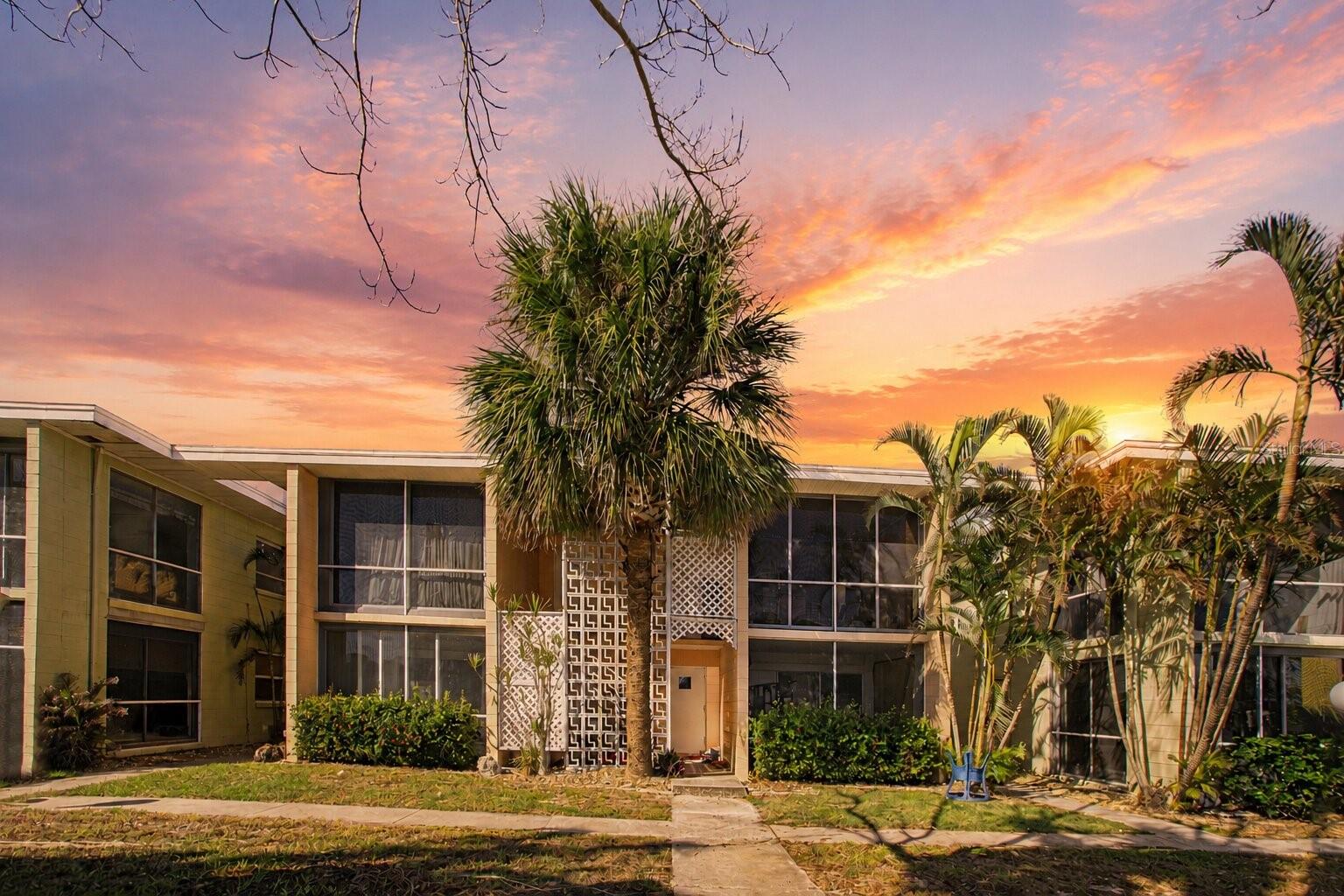 Photo of 10215 MANATEE AVENUE #7 BRADENTON FL 34209