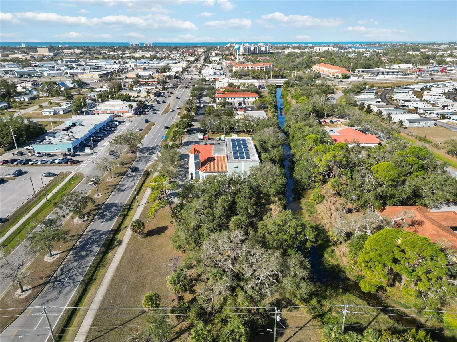 Photo of 841 E VENICE AVENUE VENICE FL 34285