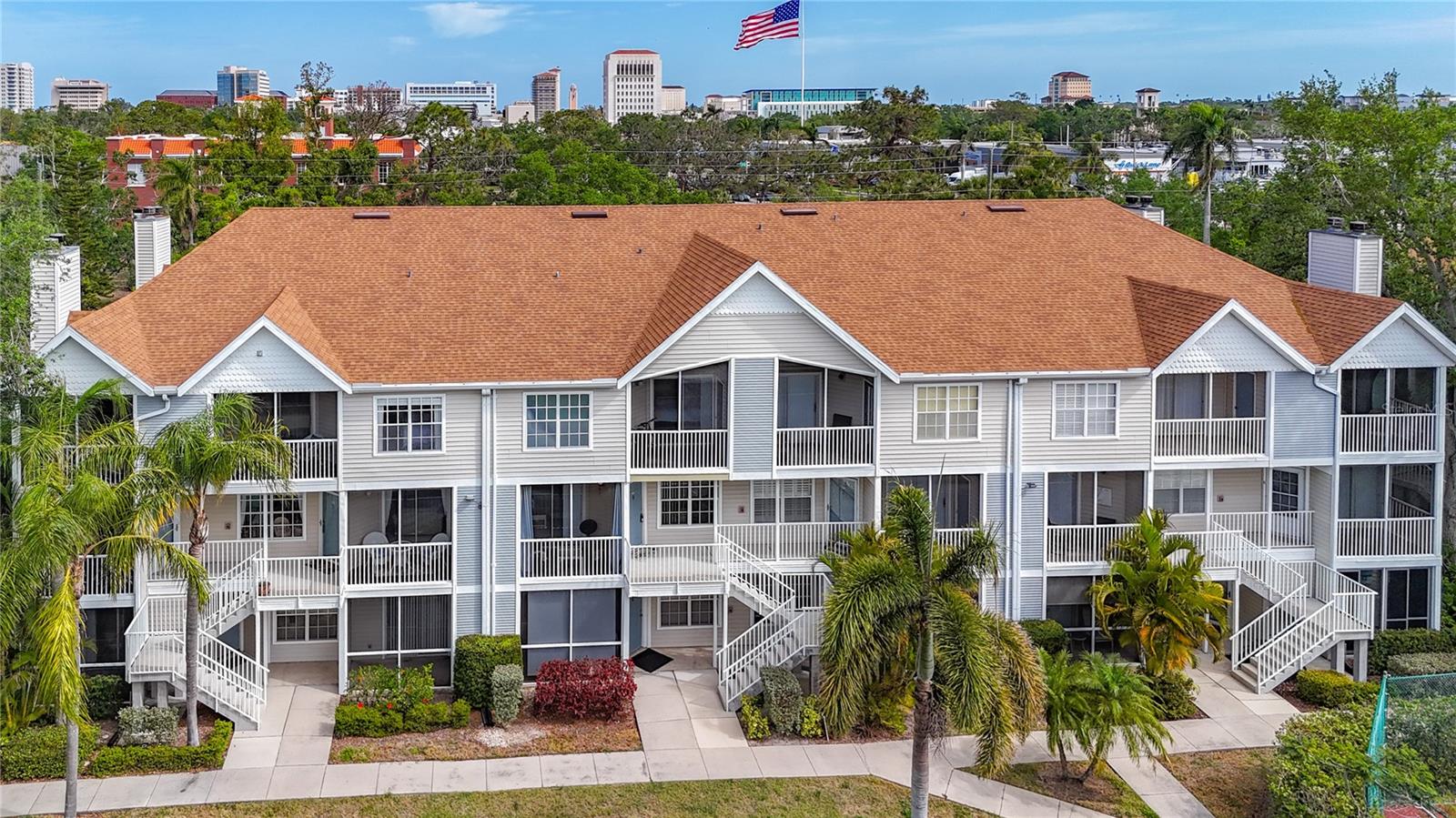 Photo of 850 S TAMIAMI TRAIL #207 SARASOTA FL 34236
