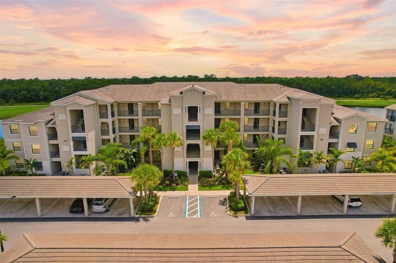 Photo of 17704 GAWTHROP DR #201 BRADENTON FL 34211