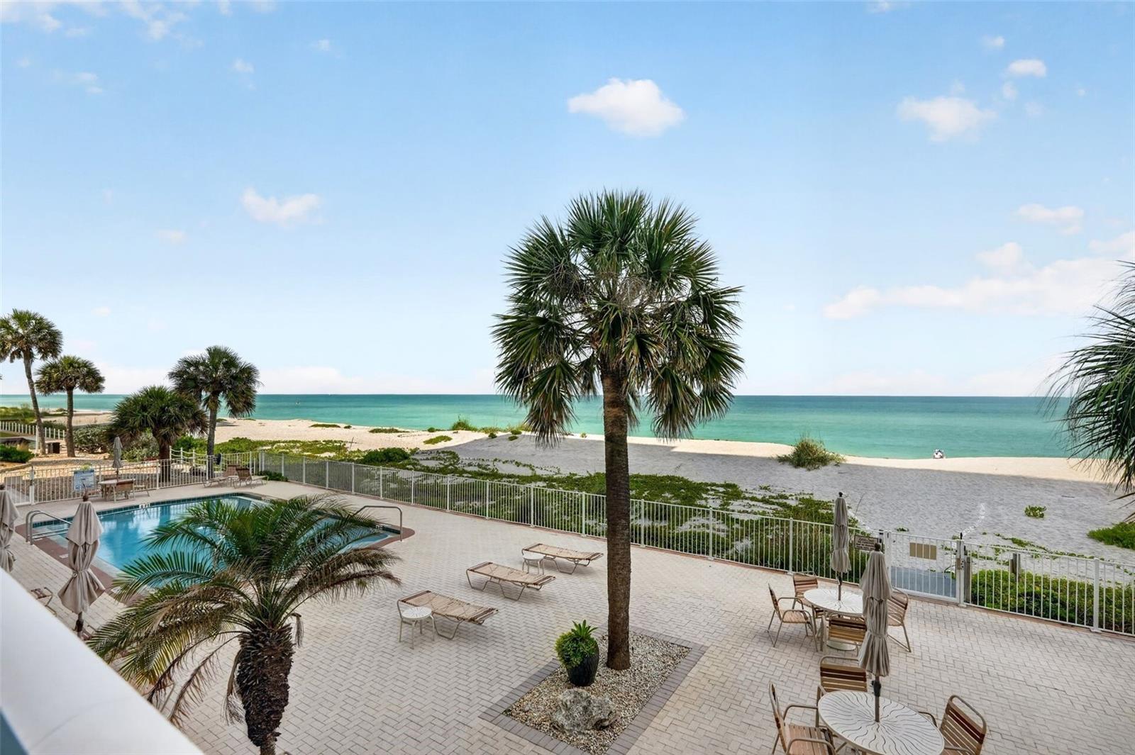 Photo of 633 ALHAMBRA ROAD #205 VENICE FL 34285