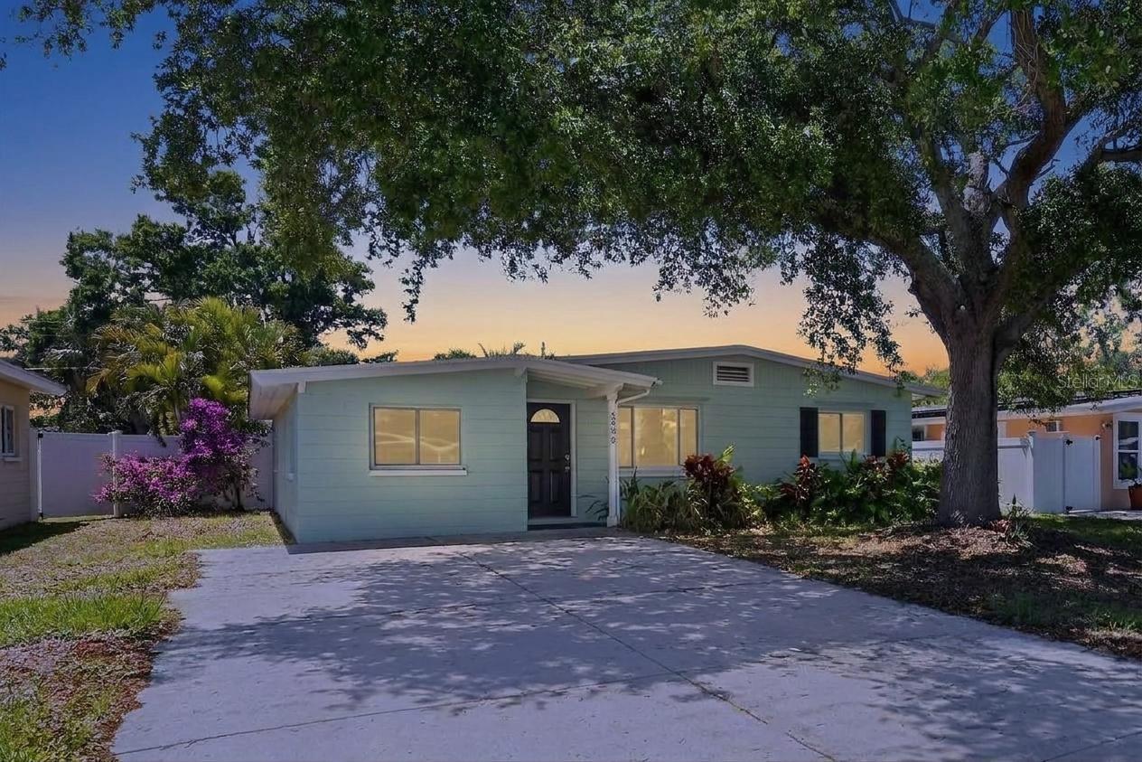 Photo of 3300 KINGSTON STREET ST PETERSBURG FL 33713