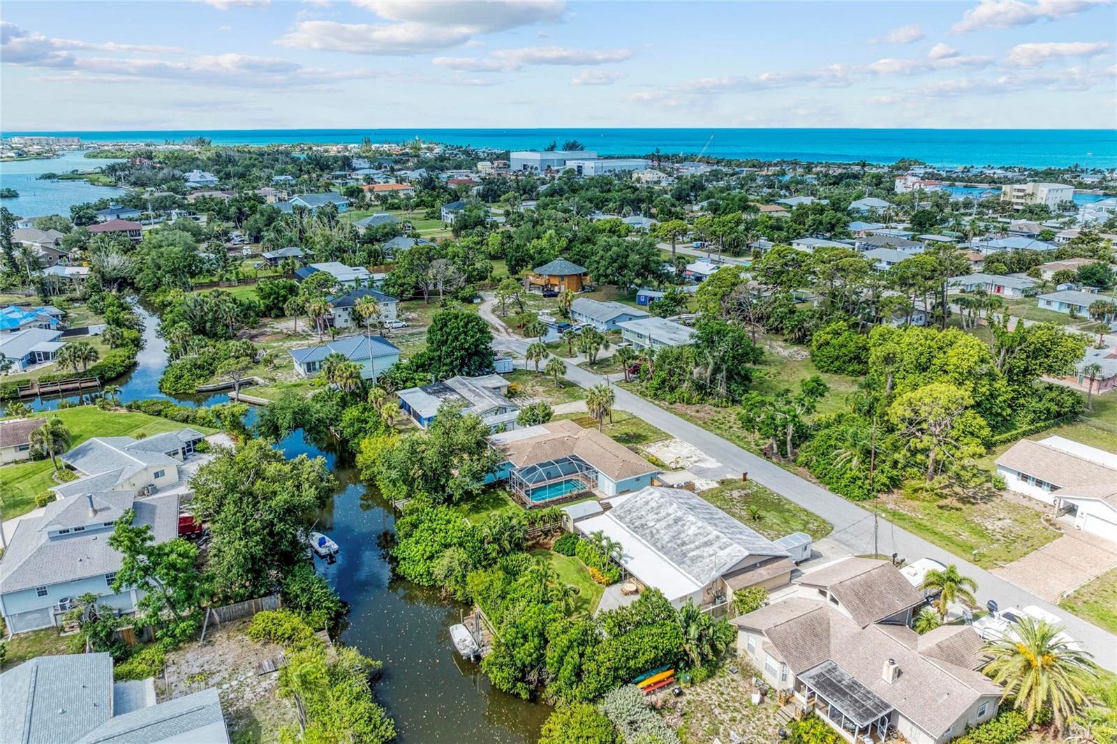 Photo of 312 WINFIELD WAY NOKOMIS FL 34275