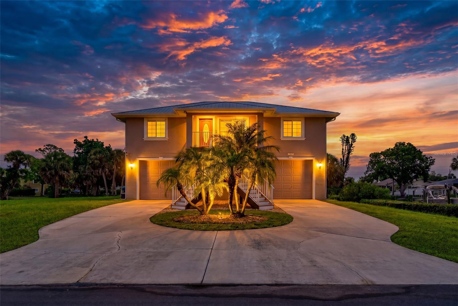 Photo of 9050 CALOOSA DRIVE VENICE FL 34293