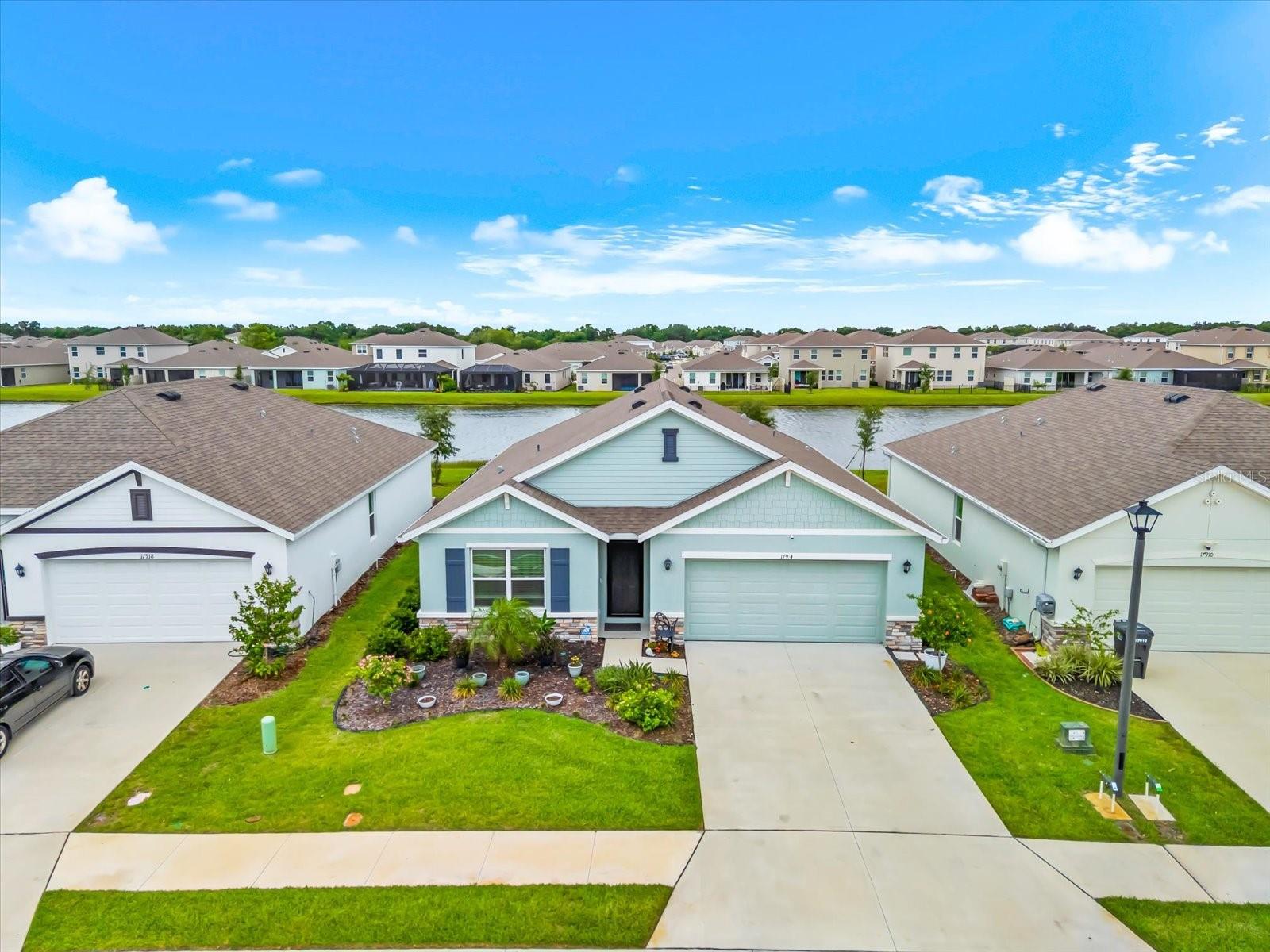 Photo of 17914 CANOPY PLACE BRADENTON FL 34211