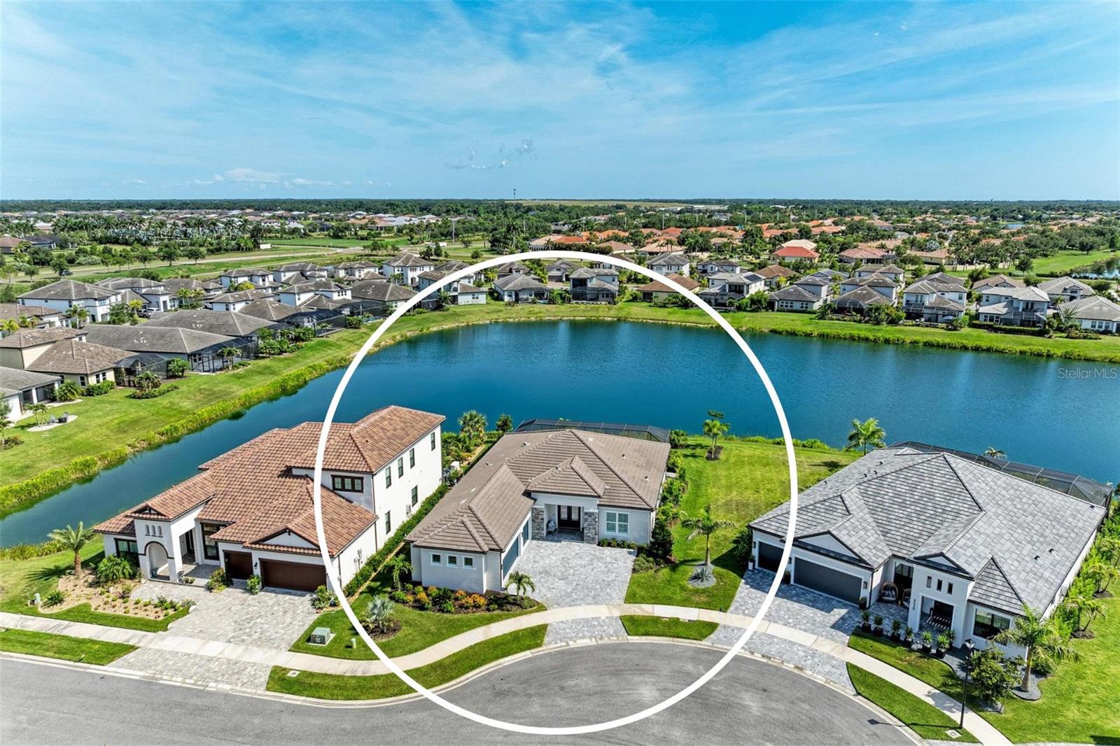 Photo of 8533 BEECHLAKE COURT SARASOTA FL 34240