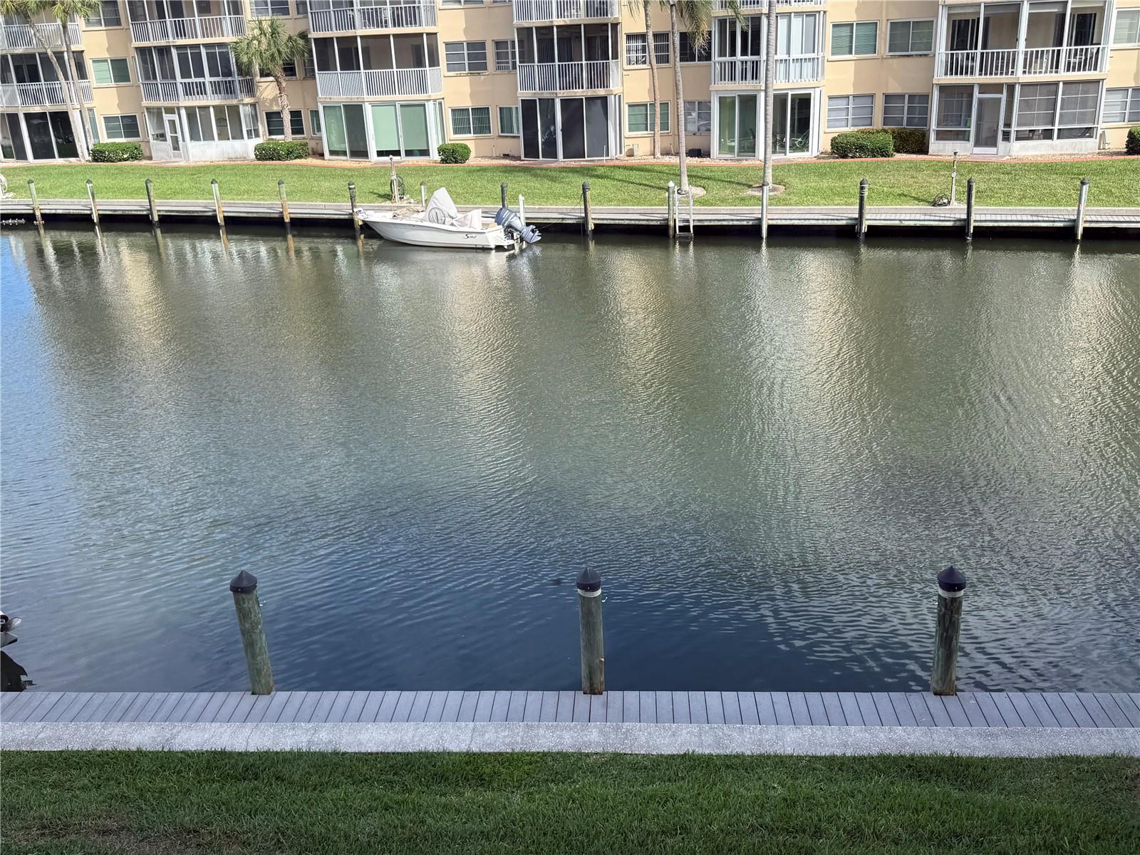 Photo of 1250 N PORTOFINO DRIVE #202 SARASOTA FL 34242