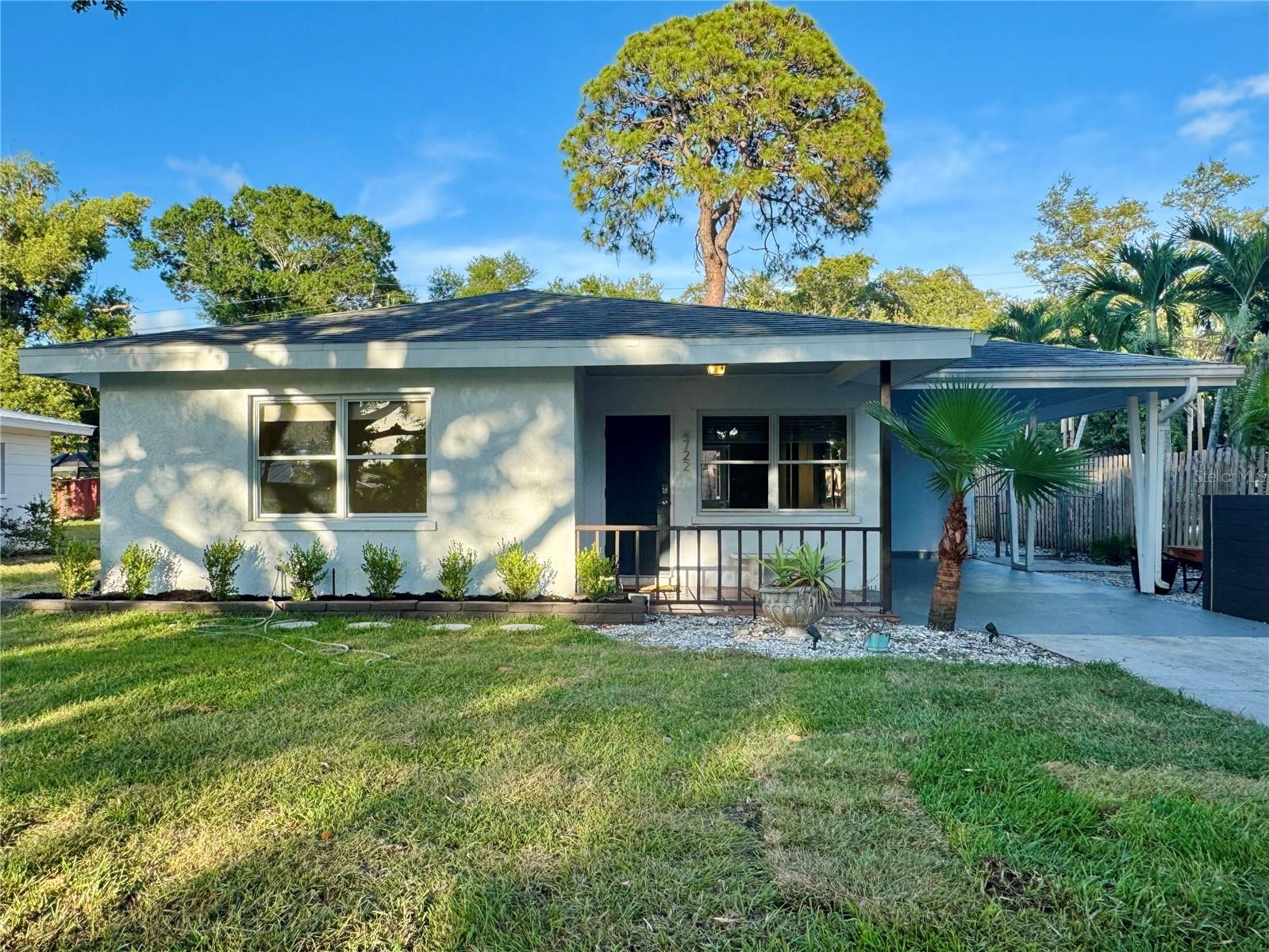 Photo of 4722 STEVENS DRIVE SARASOTA FL 34234