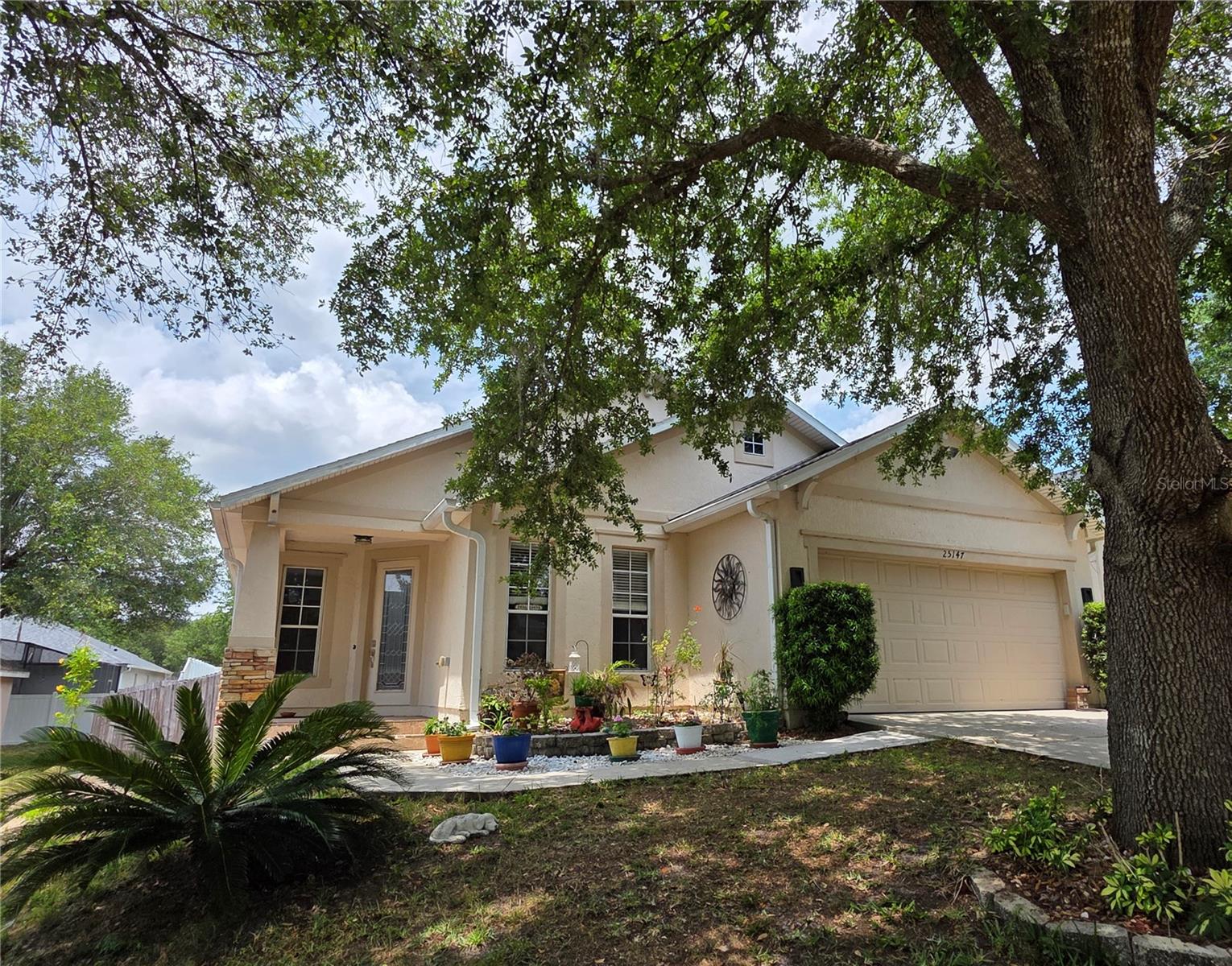 Photo of 25147 IRONWEDGE DRIVE SORRENTO FL 32776