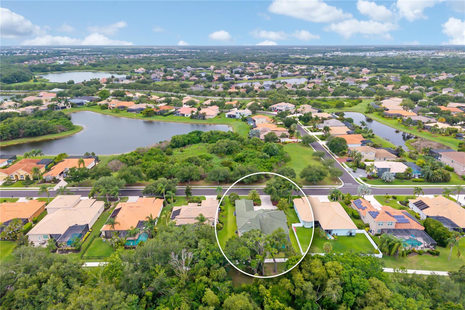 Photo of 12471 NATUREVIEW CIRCLE BRADENTON FL 34212