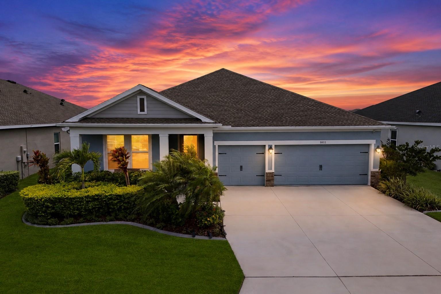 Photo of 8611 MERCATOR COURT PARRISH FL 34219