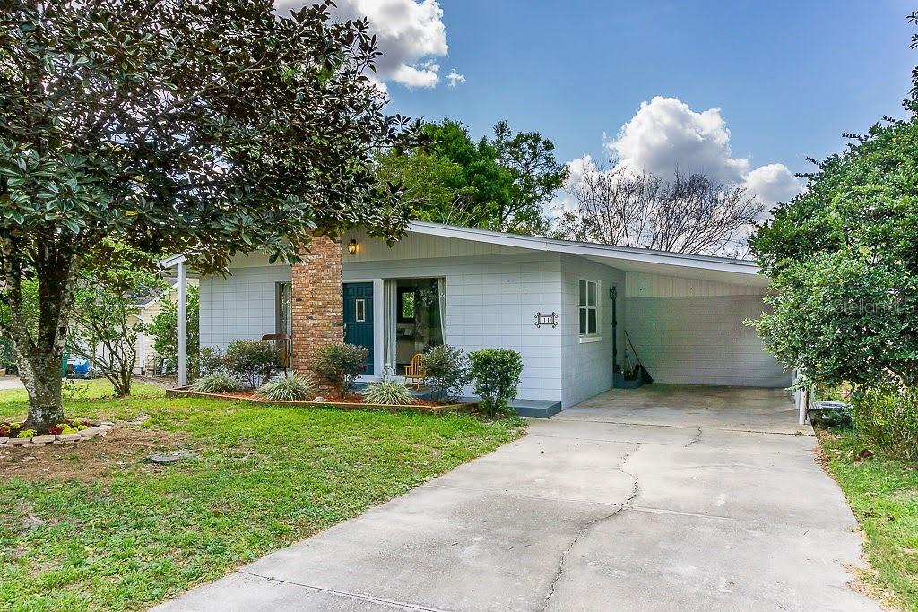 Photo of 11 S UNIVERSITY CIRCLE DELAND FL 32724