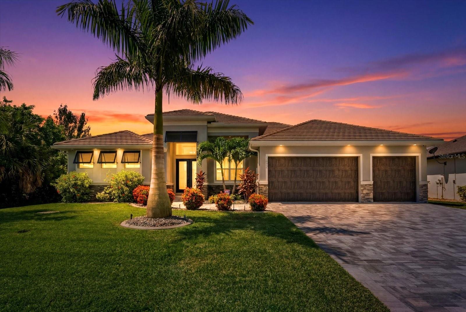 Photo of 15672 LAKELAND CIRCLE PORT CHARLOTTE FL 33981