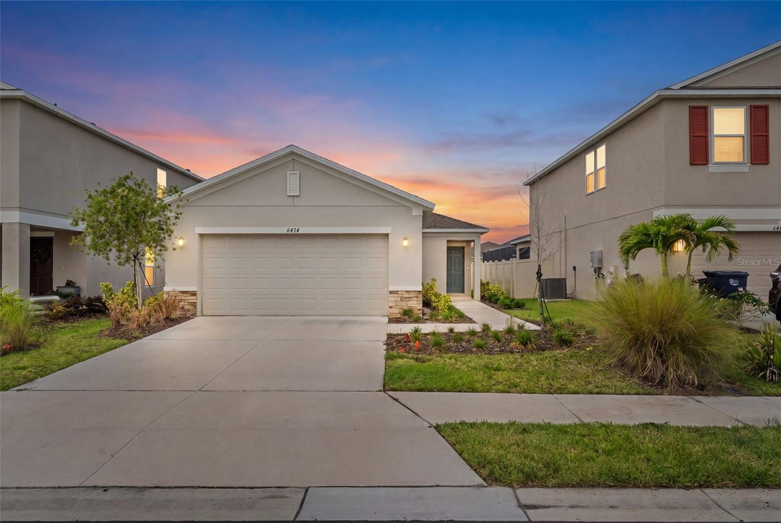 Photo of 6434 MILESTONE LOOP PALMETTO FL 34221