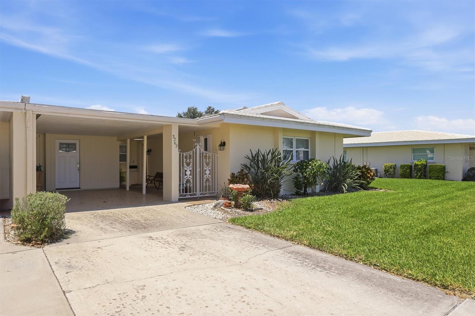Photo of 3262 BROCKTON LANE #608 SARASOTA FL 34239