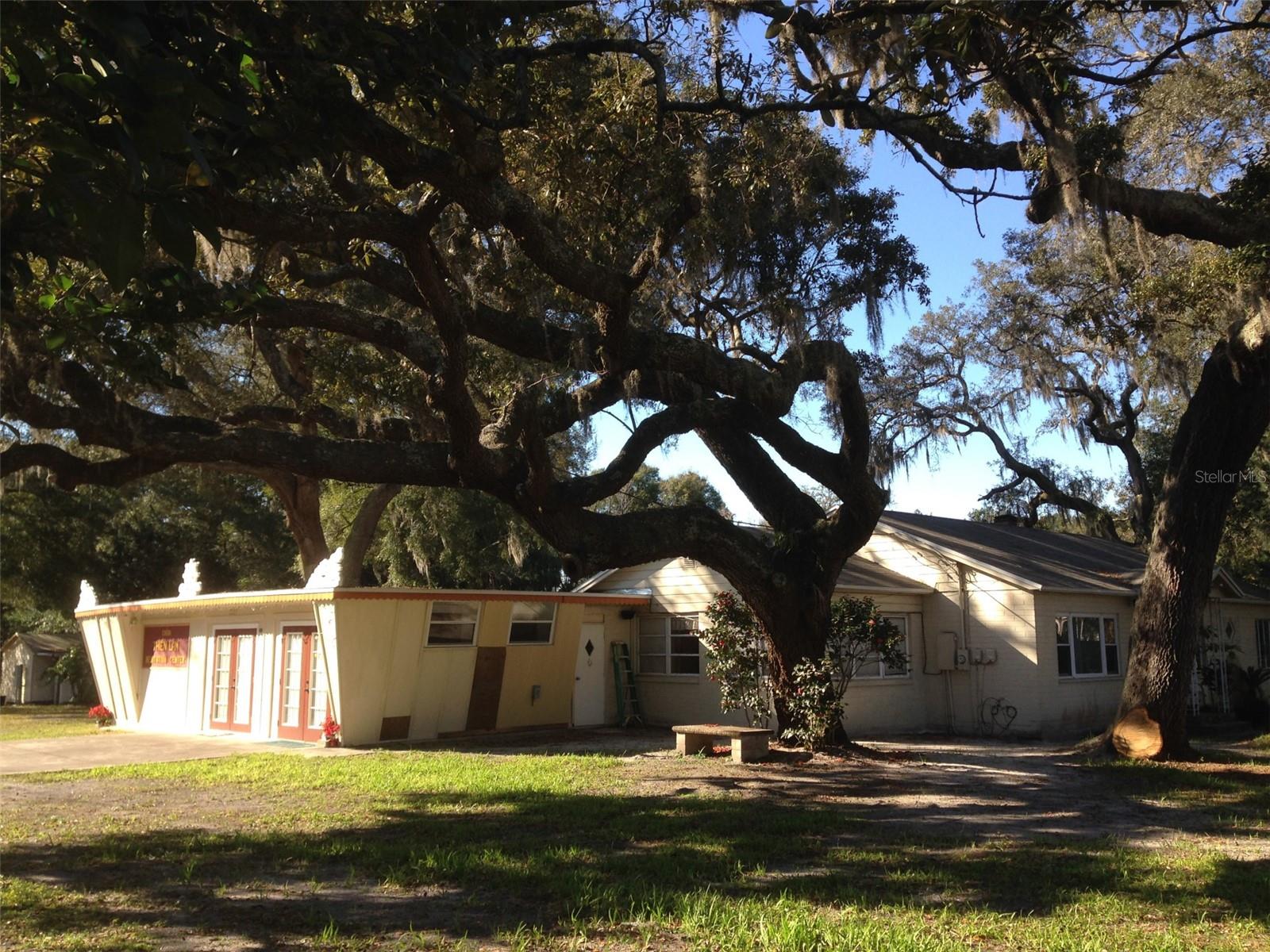 Photo of 2223 KILMER LANE APOPKA FL 32703