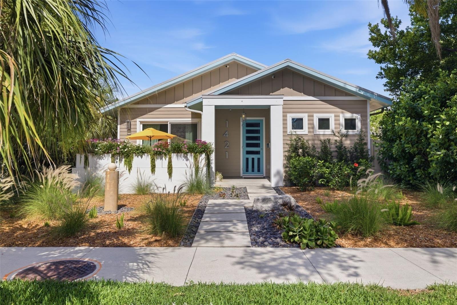 Photo of 1421 14TH STREET ST PETERSBURG FL 33704