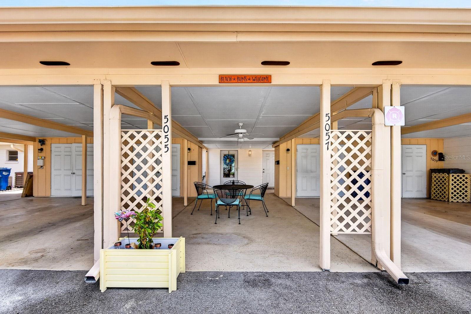 Photo of 5055 LIVE OAK CIRCLE #5055 BRADENTON FL 34207