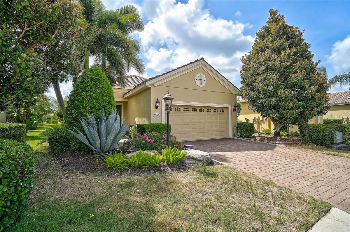 Photo of 14326 STIRLING DRIVE BRADENTON FL 34202