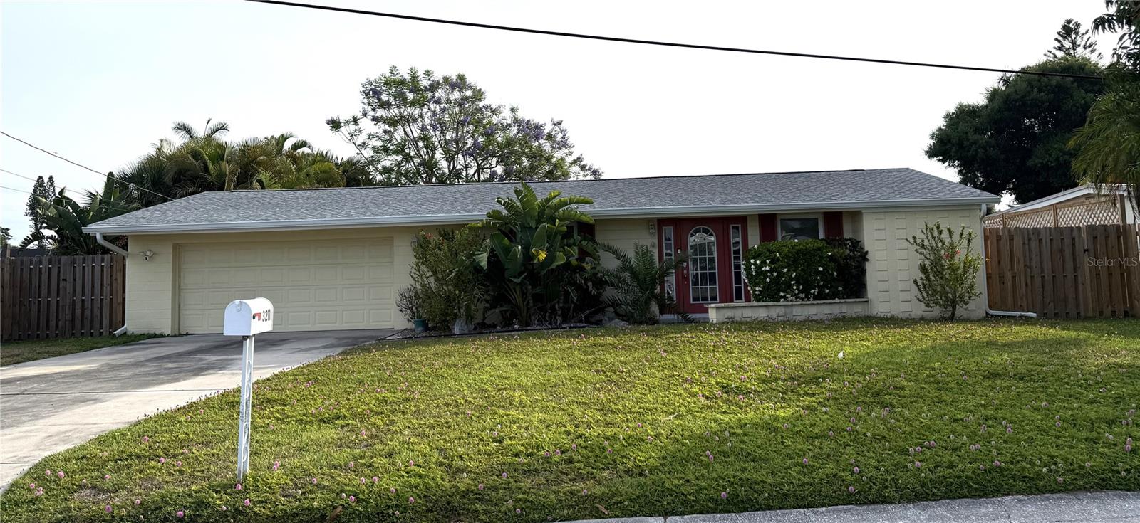 Photo of 3211 MAYFLOWER STREET SARASOTA FL 34231