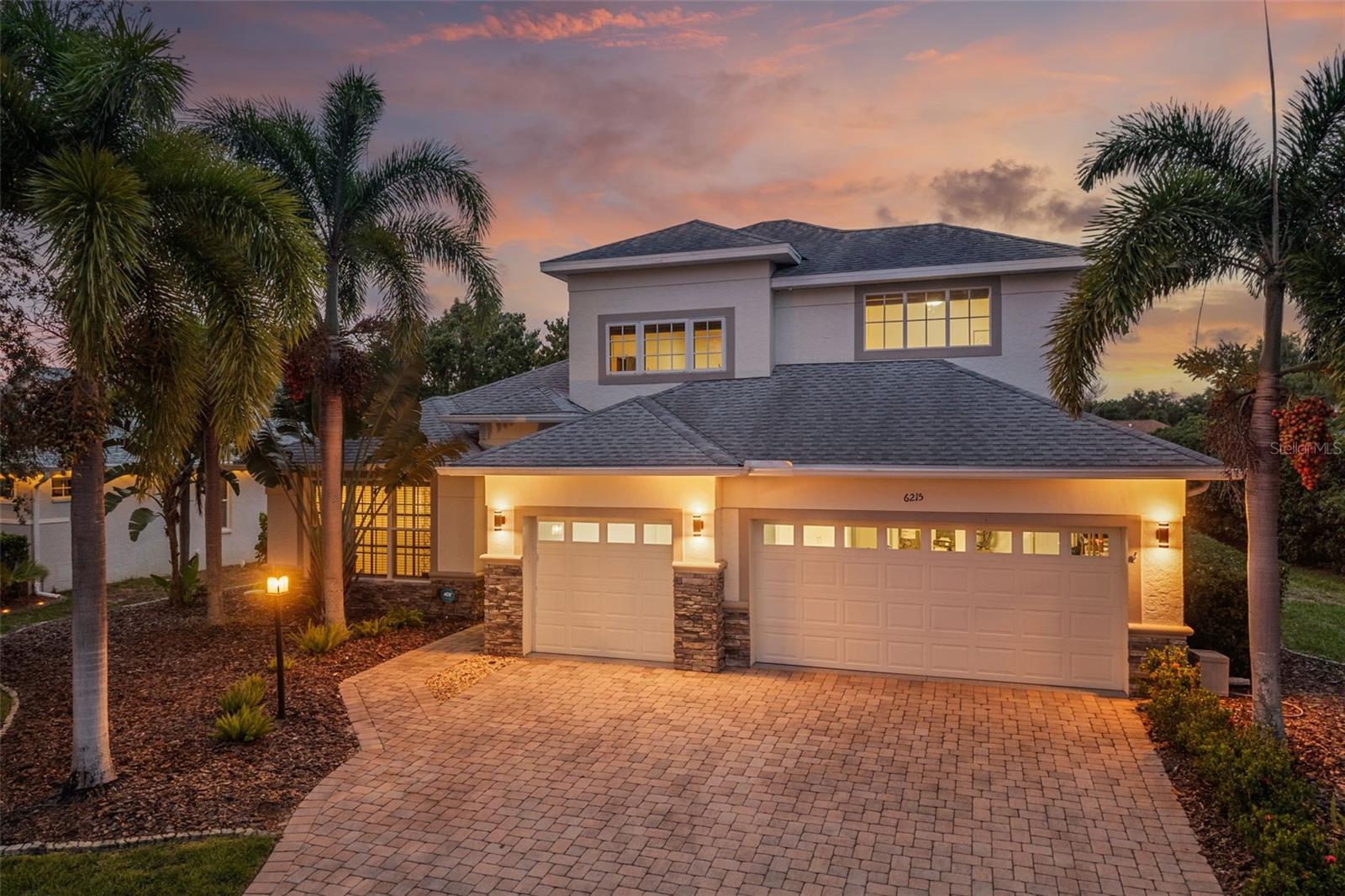 Photo of 6215 WARBLER LANE LAKEWOOD RANCH FL 34202