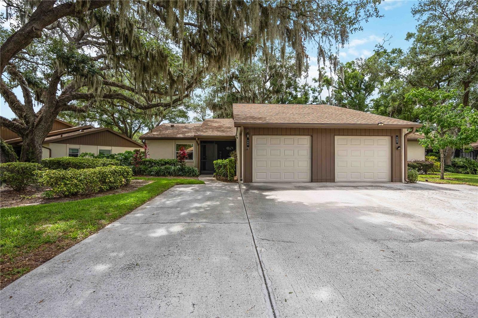 Photo of 266 OAK HILL DRIVE #34 SARASOTA FL 34232
