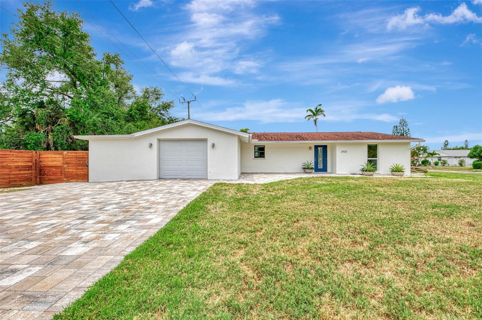 Photo of 2920 GULF GATE DRIVE SARASOTA FL 34231