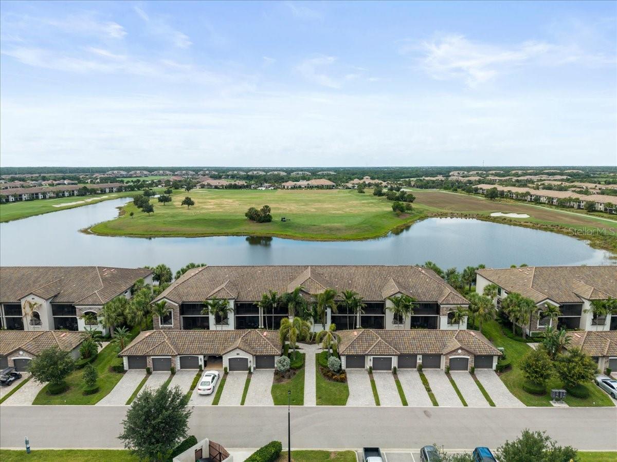 Photo of 5614 PALMER CIRCLE #204 LAKEWOOD RANCH FL 34211