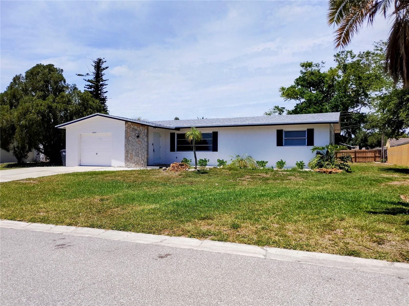 Photo of 5004 22ND AVENUE BRADENTON FL 34209
