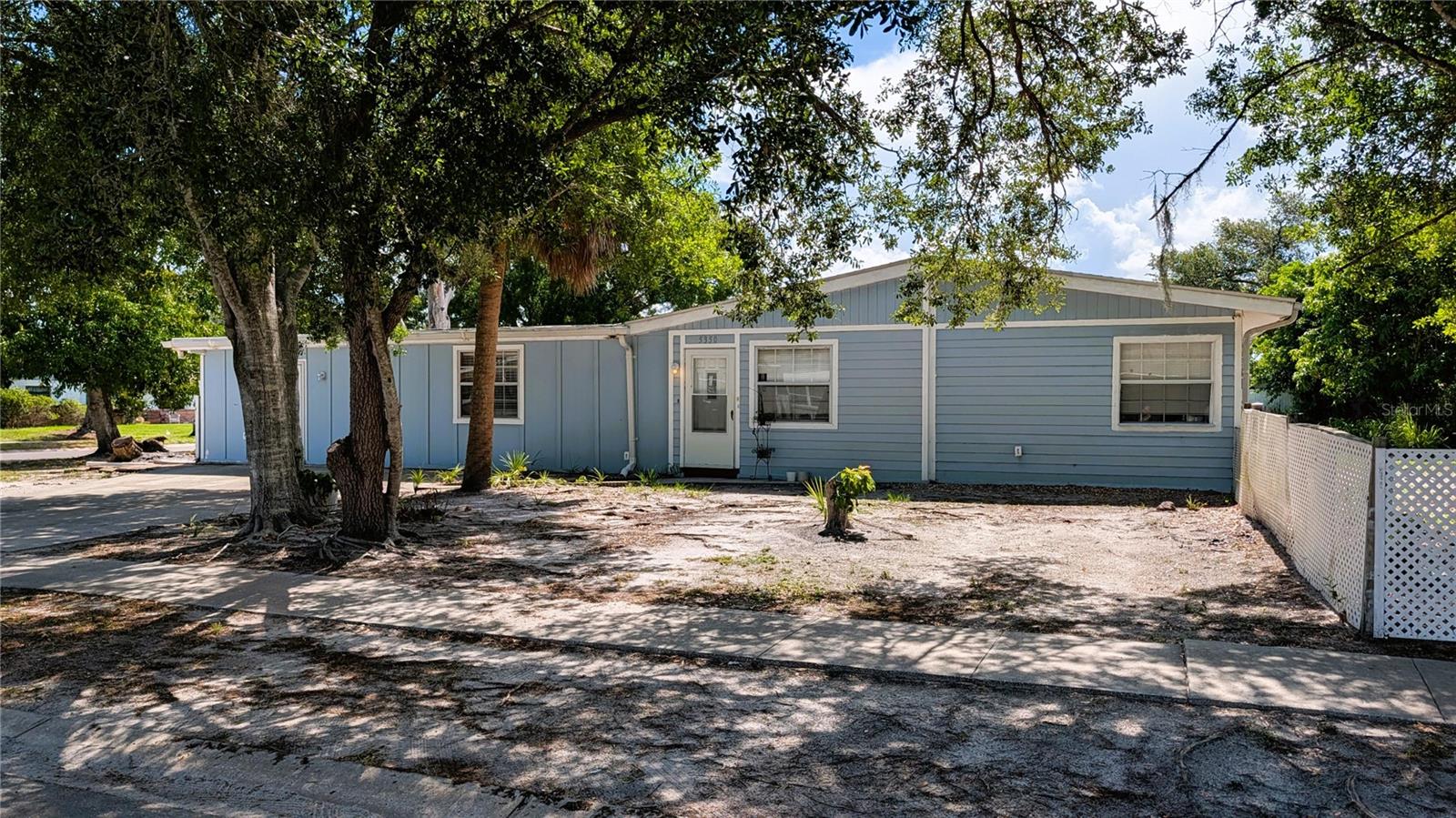 Photo of 5350 CASTLEMAN DRIVE SARASOTA FL 34232