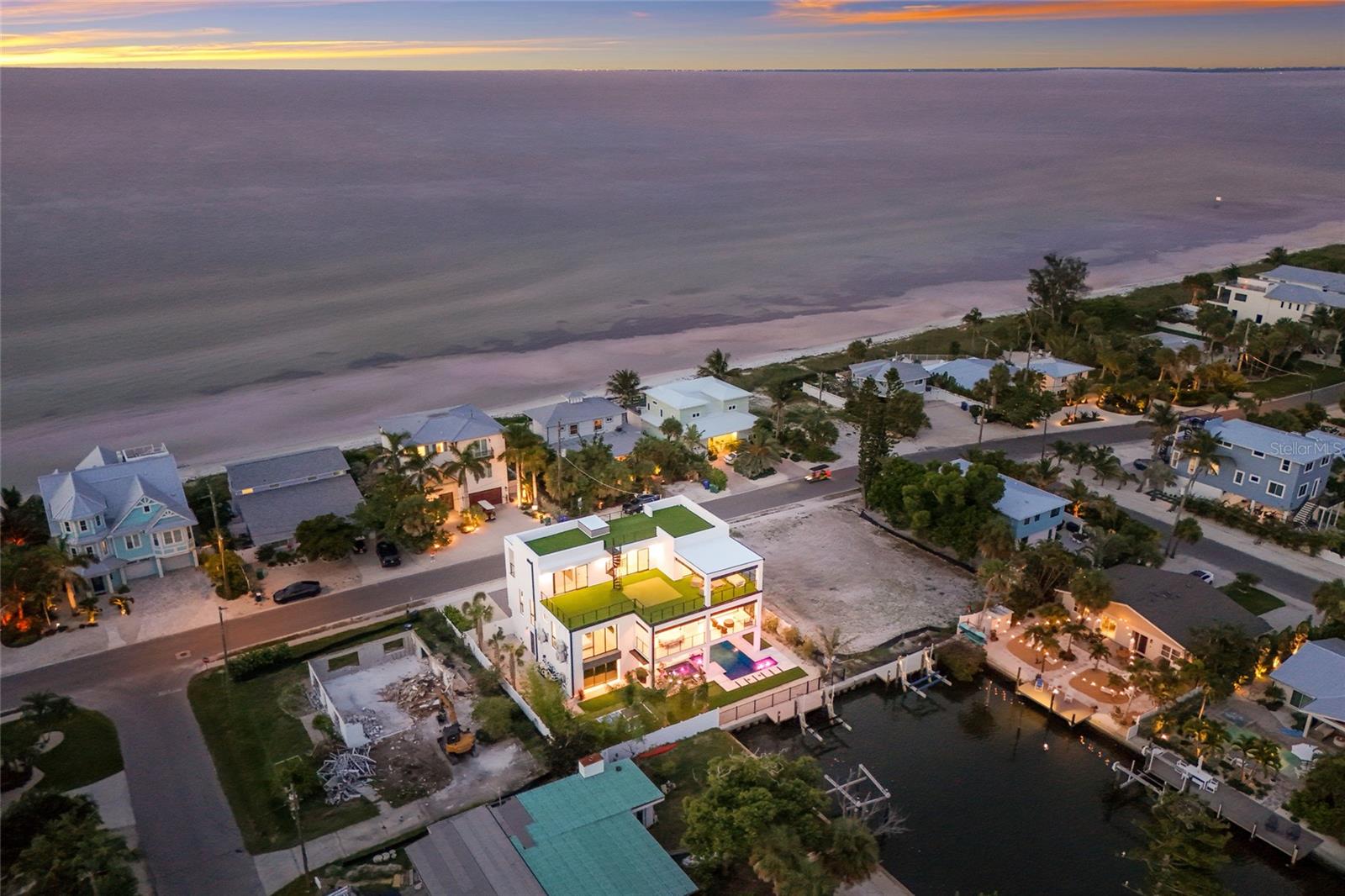 Photo of 703 S BAY BOULEVARD ANNA MARIA FL 34216