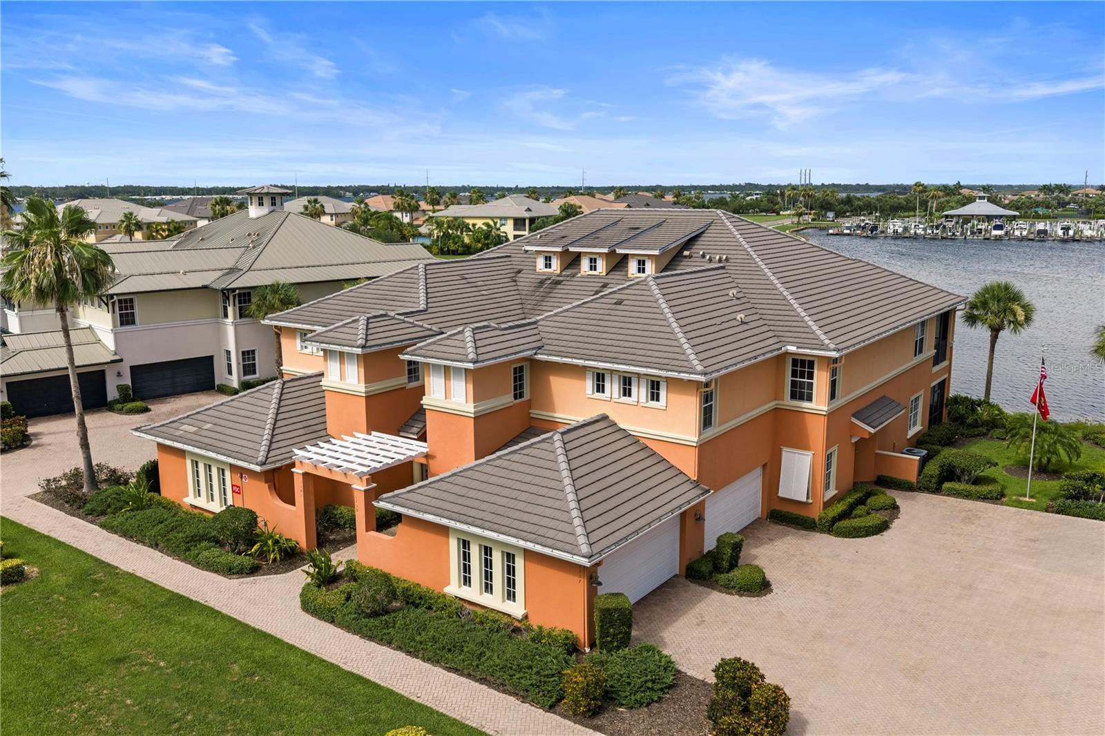 Photo of 1139 RIVERSCAPE STREET #2 BRADENTON FL 34208