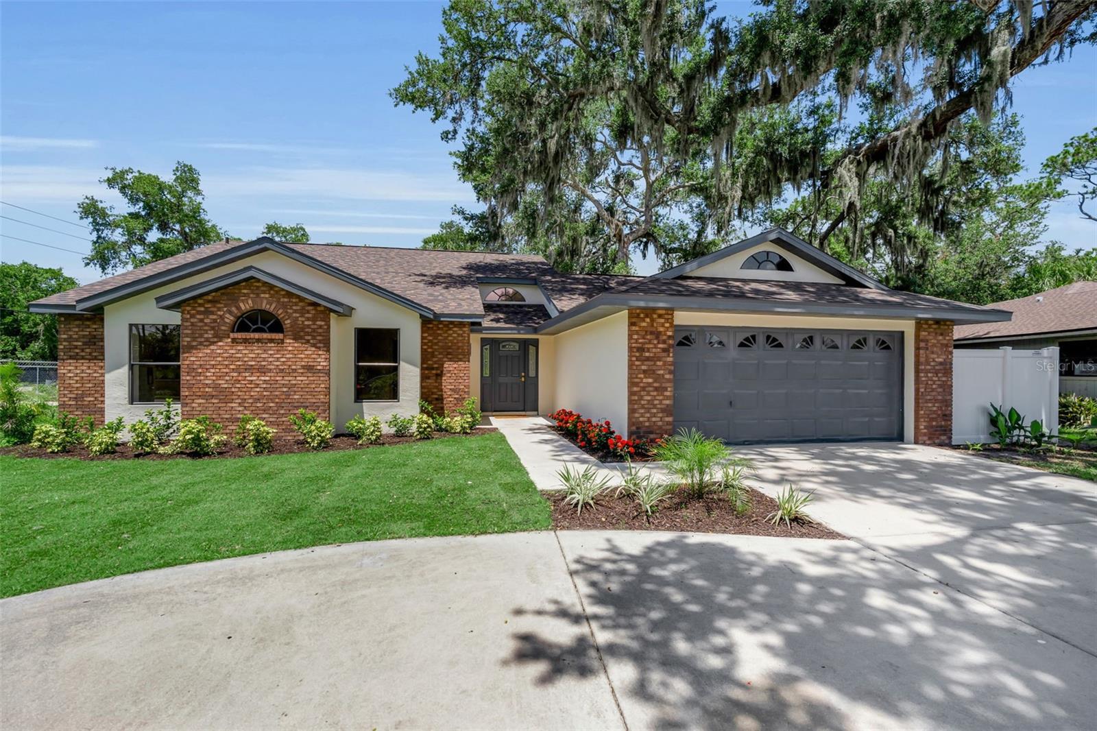Photo of 1005 GREYSTONE LANE SARASOTA FL 34232