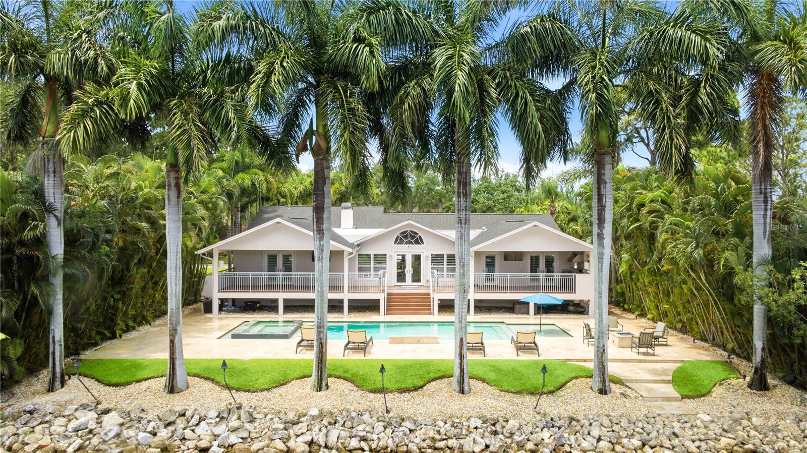 Photo of 662 APALACHEE CIRCLE ST PETERSBURG FL 33702