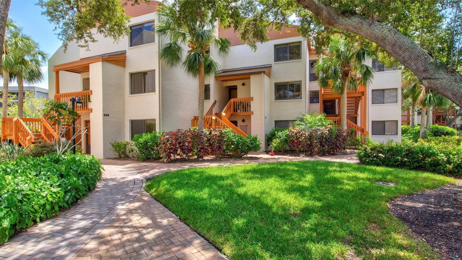 Photo of 1700 COVE II PLACE #310 SARASOTA FL 34242
