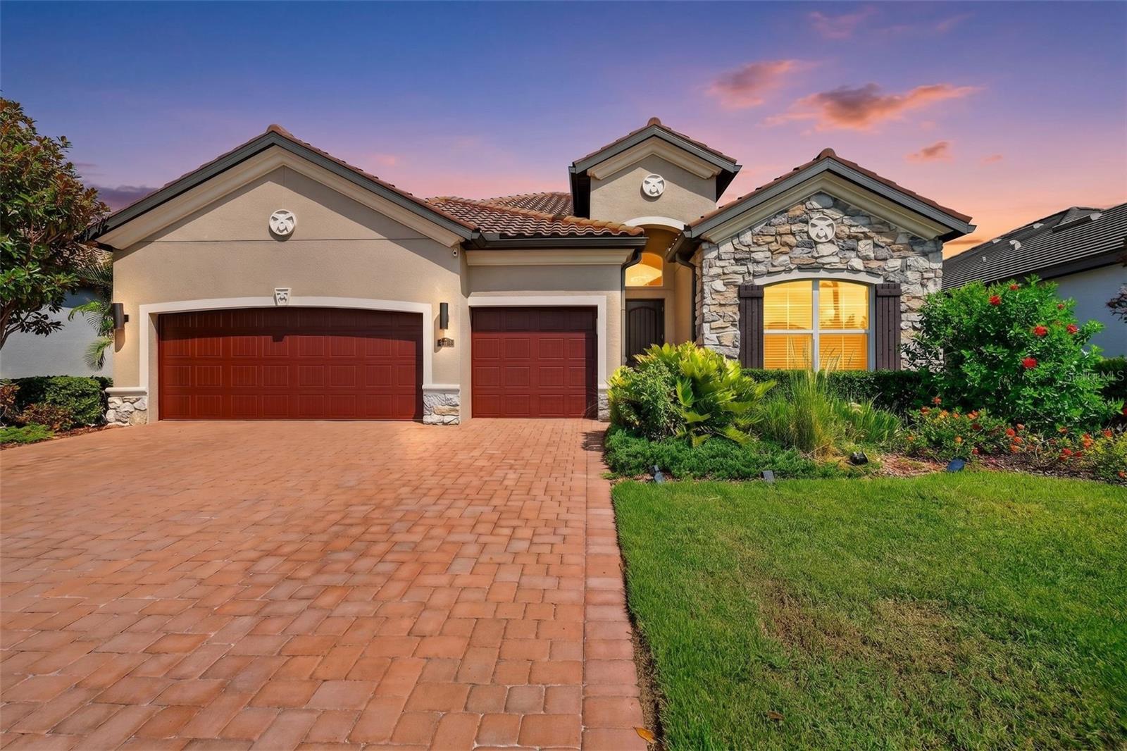 Photo of 11825 PERENNIAL PLACE BRADENTON FL 34211
