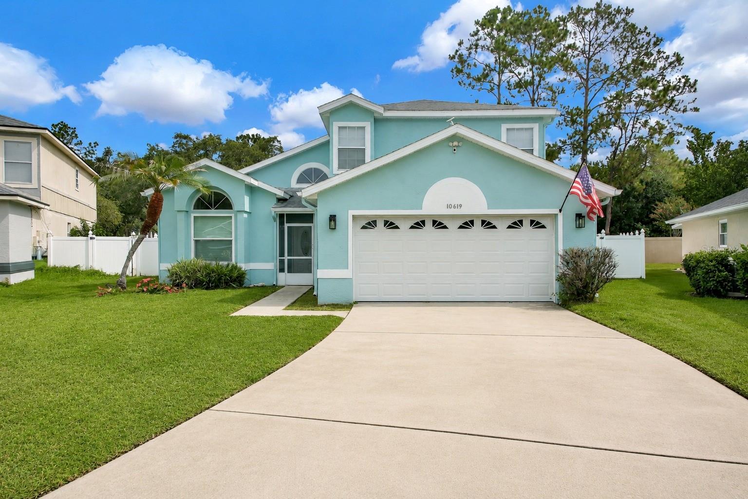 Photo of 10619 MOSSY CREEK COURT ORLANDO FL 32825