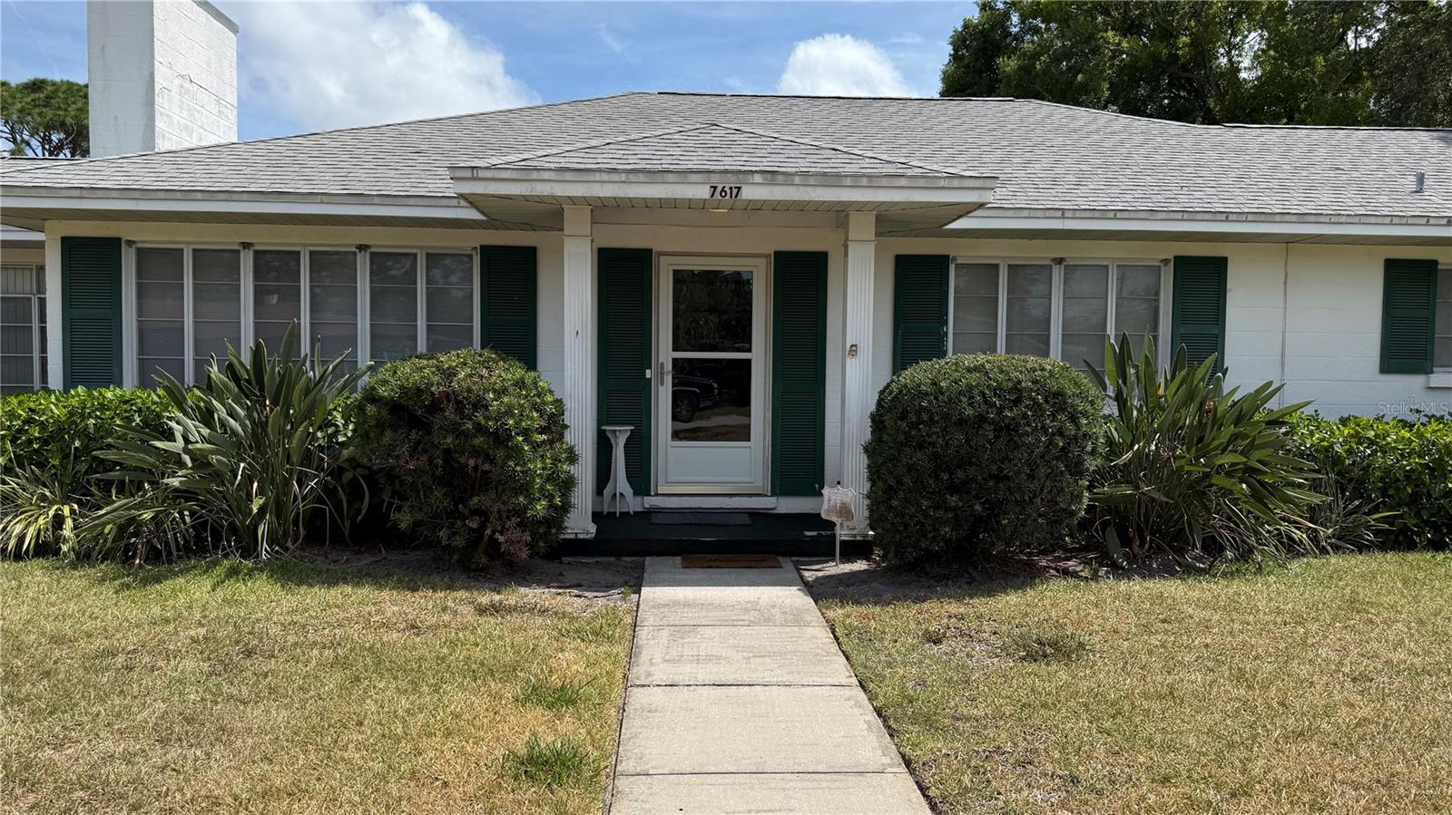 Photo of 7617 SENRAB DRIVE BRADENTON FL 34209