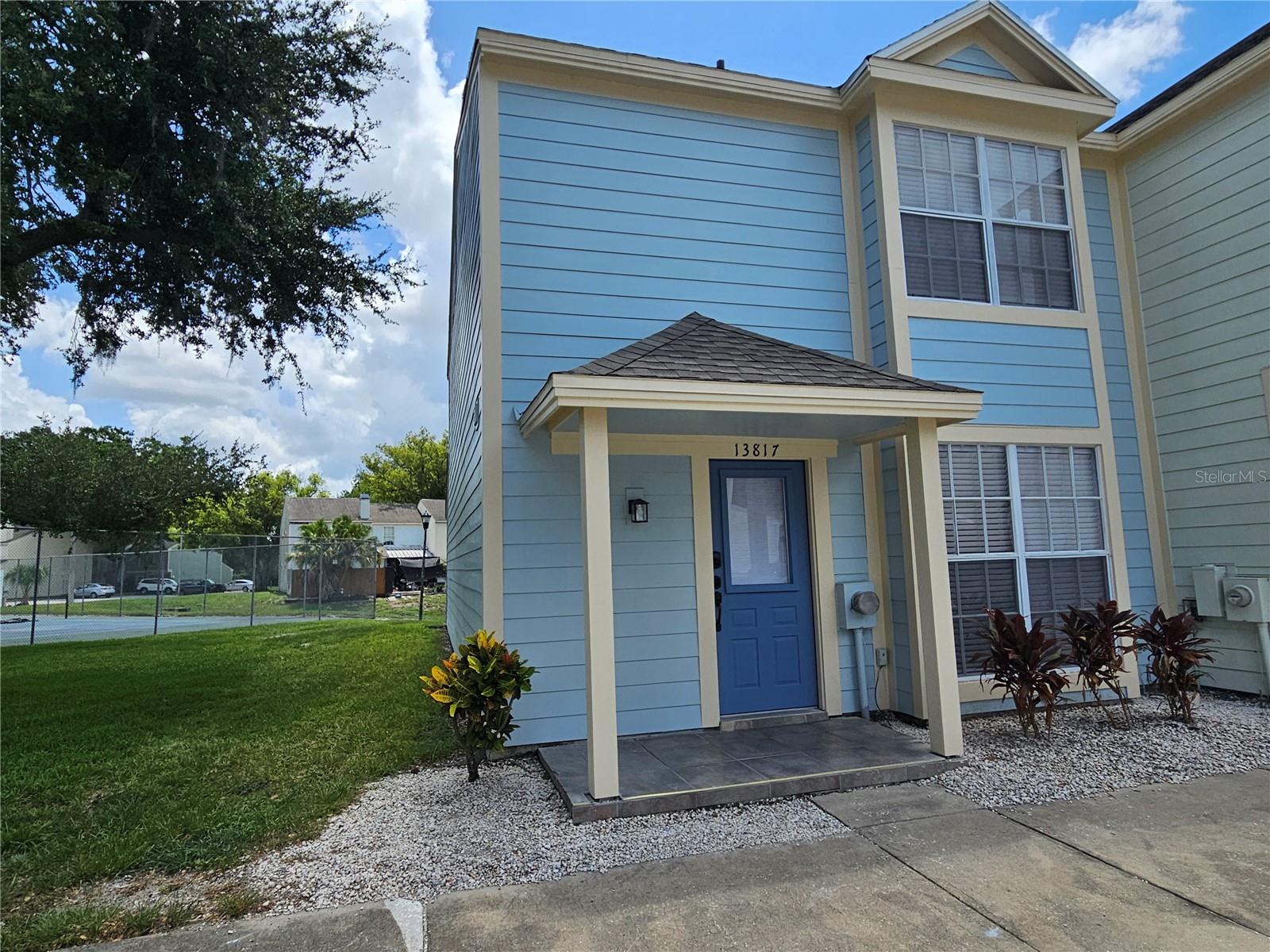 Photo of 13817 STONE MILL WAY TAMPA FL 33613
