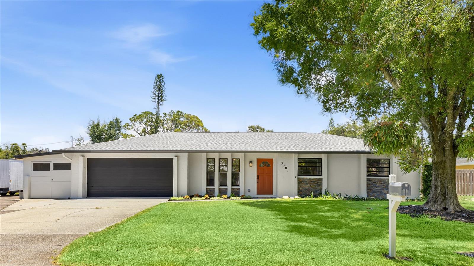 Photo of 5701 BLOUNT AVENUE SARASOTA FL 34231