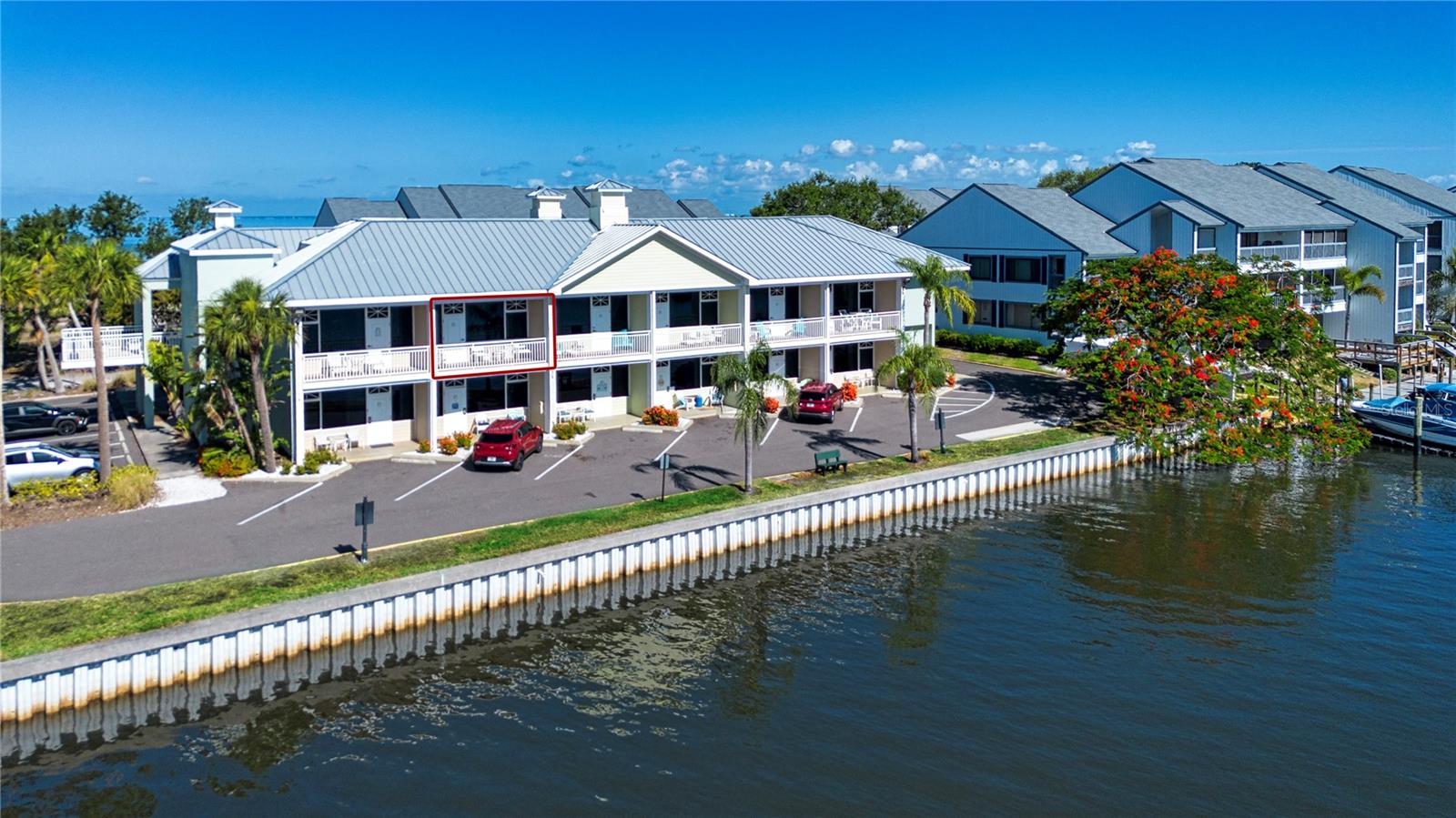 Photo of 611 DESTINY DRIVE #403 RUSKIN FL 33570