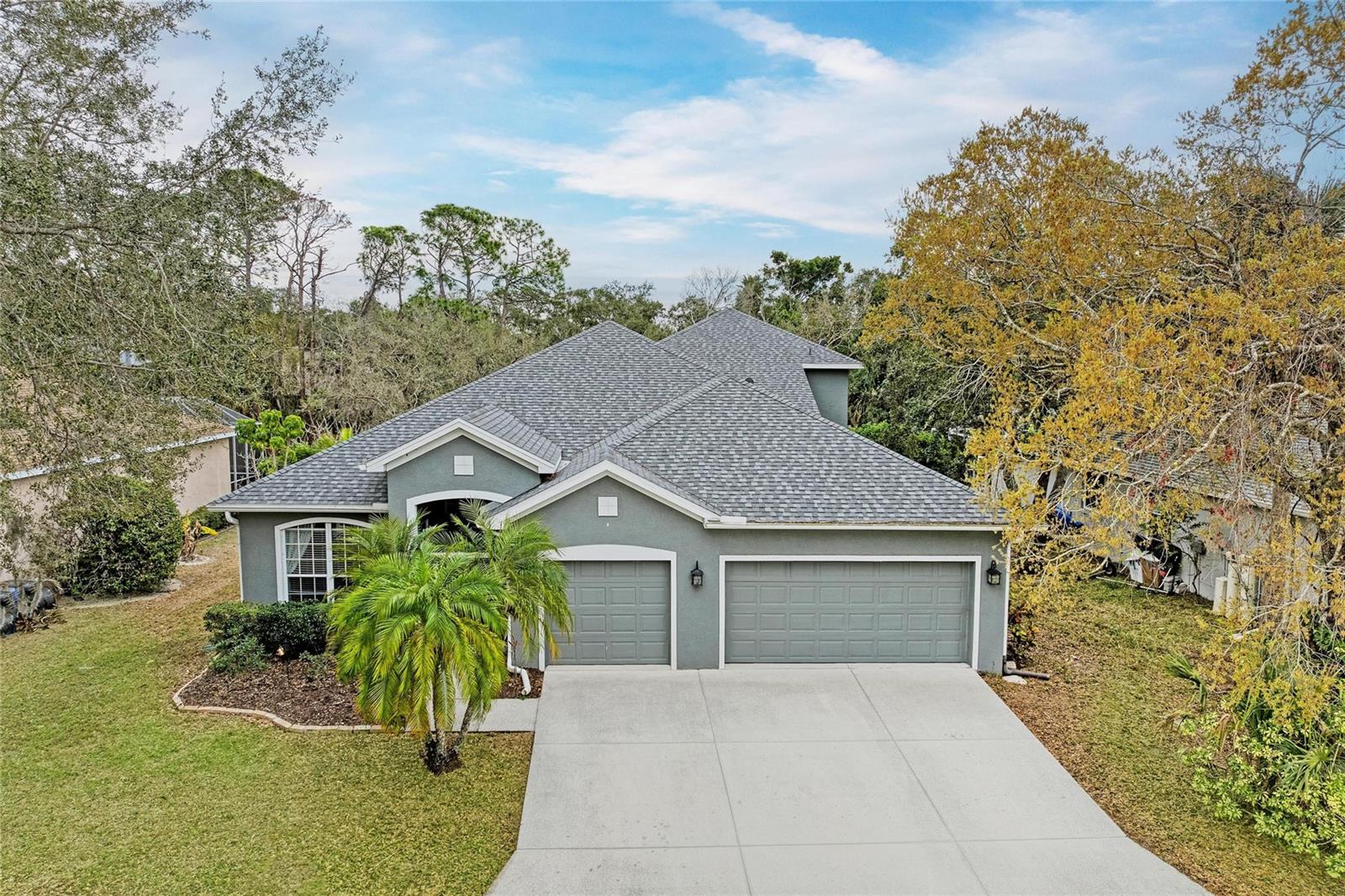 Photo of 835 CEDARCREST COURT SARASOTA FL 34232