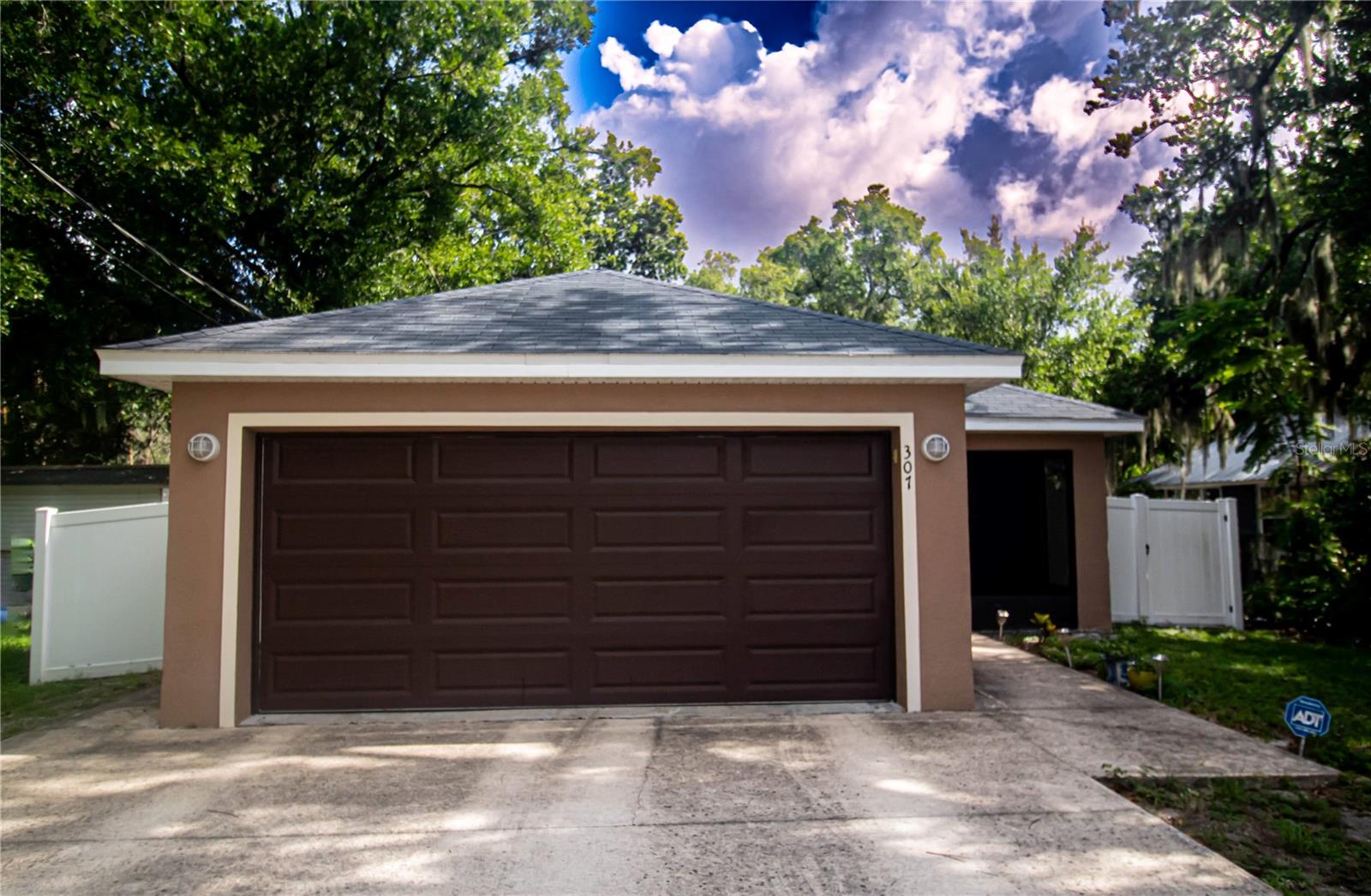 Photo of 307 NW 8TH STREET MULBERRY FL 33860