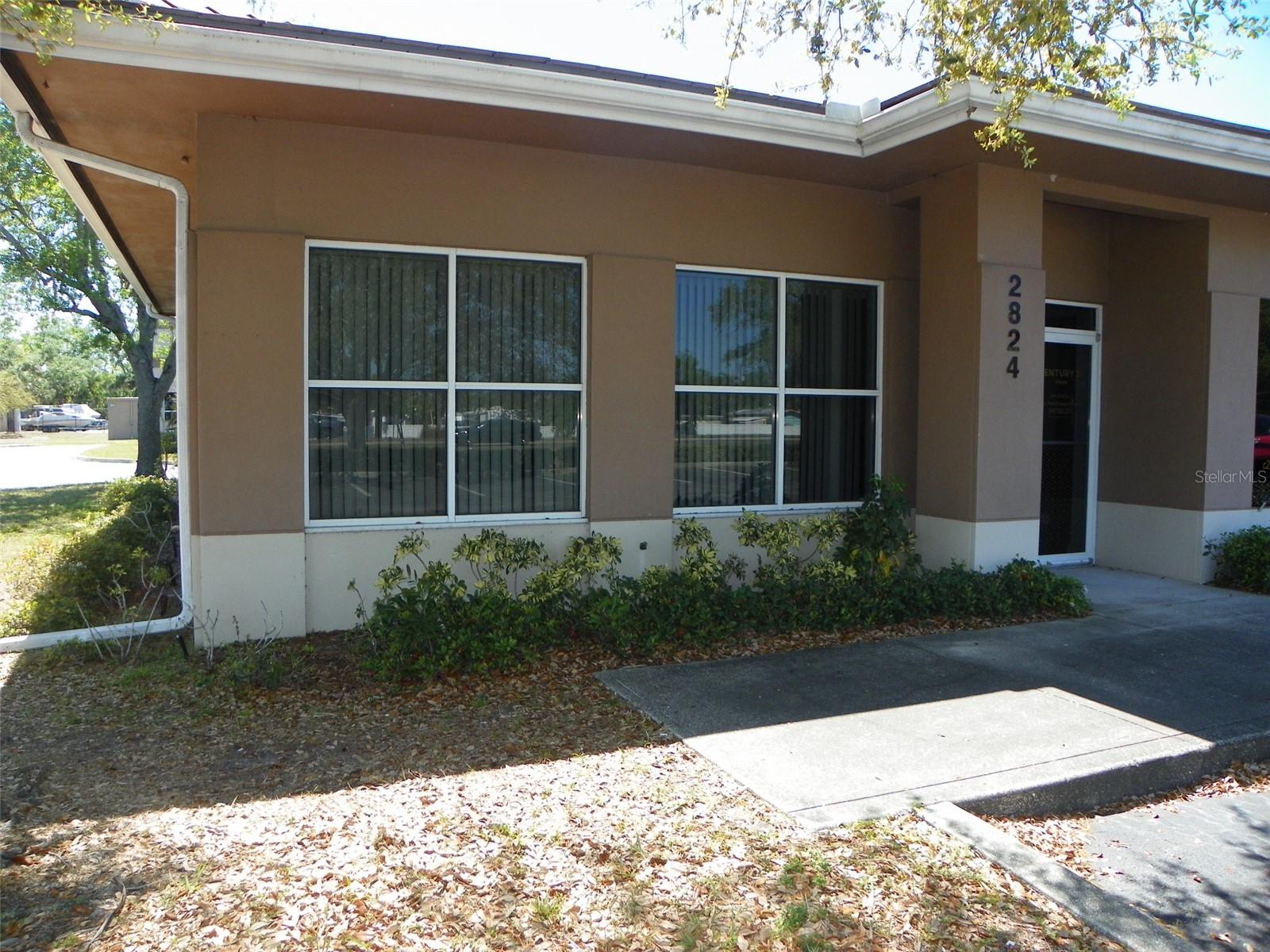 Photo of 2824 MANATEE AVENUE BRADENTON FL 34208