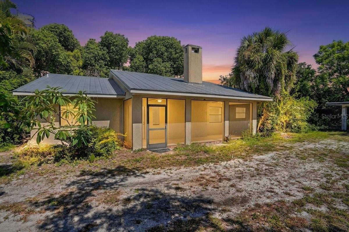 Photo of 811 SARABAY ROAD OSPREY FL 34229