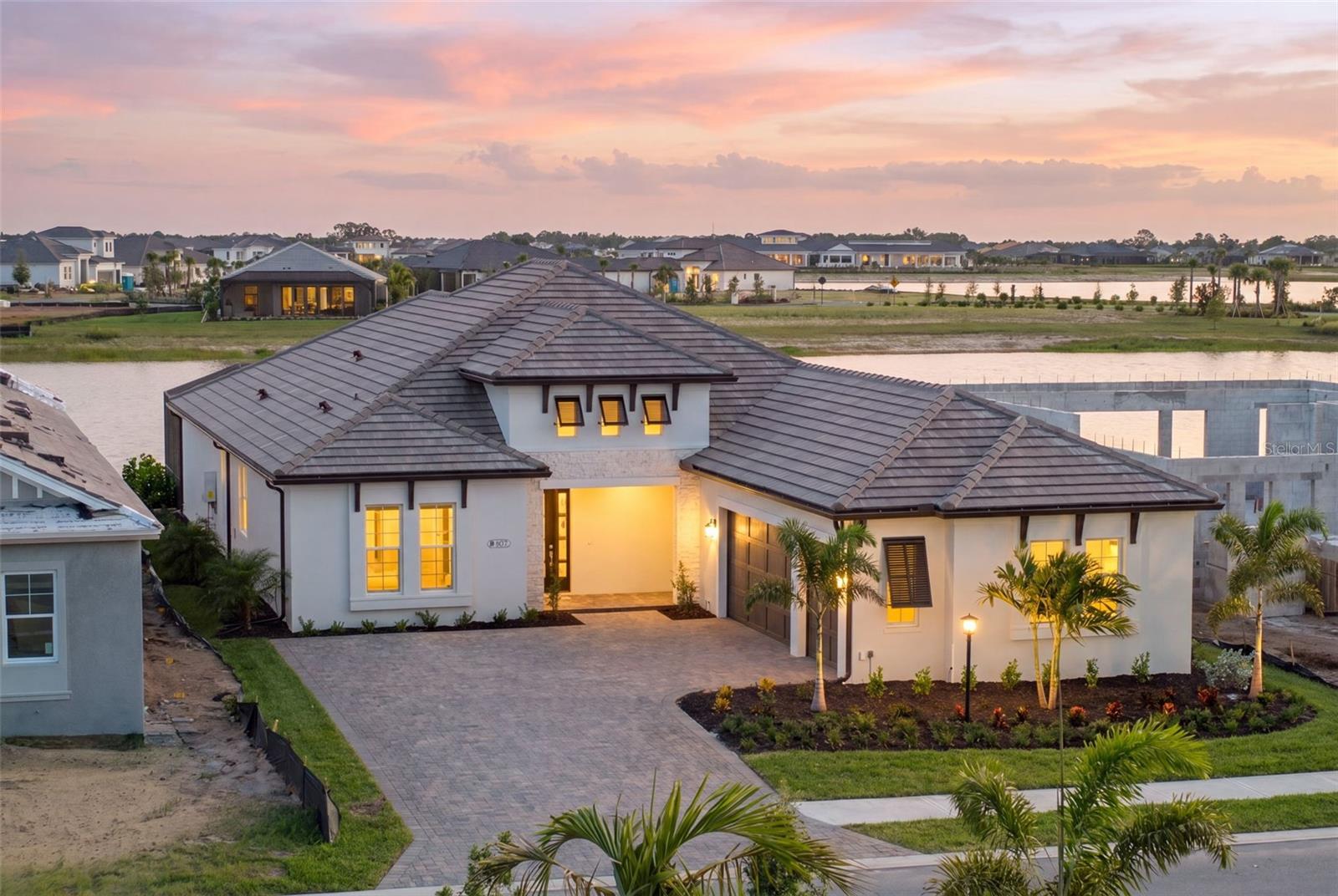 Photo of 832 BLUE SHELL LOOP SARASOTA FL 34240